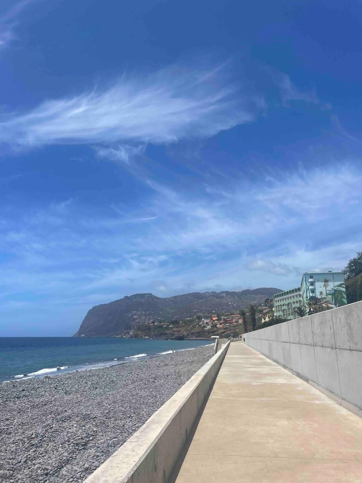 Serene Seaside Praia Formosa Funchal  Luaran gambar